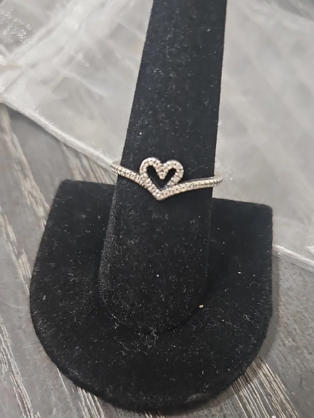 Pandora Sparkling Wishbone Heart Ring 8